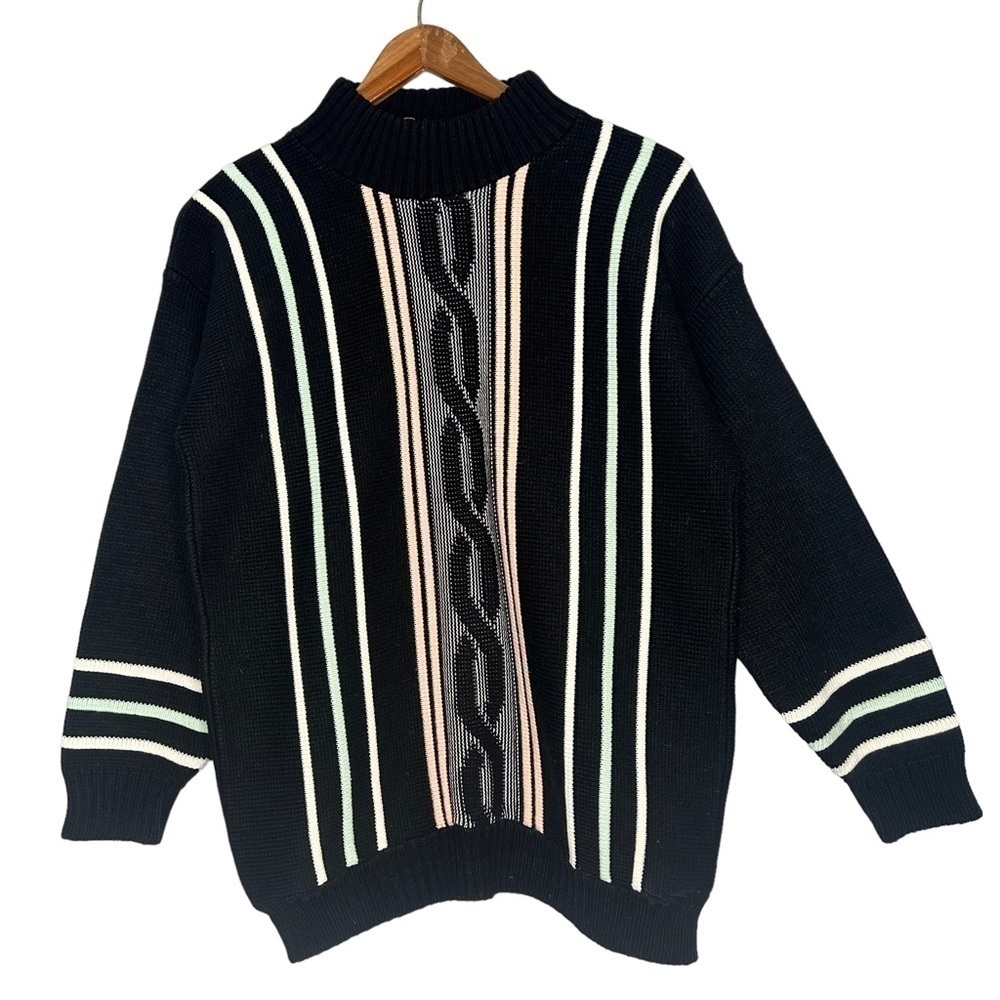 CLIFTON Place Embroidered Thick Sweater